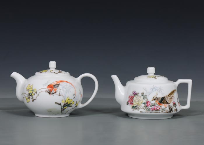 ������������1941��8�³����ڽ��������(zh��n)�����L(zh��ng)��(gu��)��(hu��)�մ����۲ʡ����B(ni��o)���մ����g(sh��)�໨�ȾC���b���1959�ꮅ�I(y��)���մɌW(xu��)Ժ�����I(y��)���ڹ��I(y��)����������ӳ��܎���ˮ�(hu��)�ҹ�����ϵ�Ї�(gu��)���g(sh��)�҅f(xi��)��(hu��)���£��Ї�(gu��)һ��(j��)���g(sh��)���������Ӈ�(gu��)�cʮ���ꡰë��ϯ�������L(zh��ng)���ôɡ�ˮ�c(di��n)�һ����O(sh��)Ӌ(j��)�������΄�(w��)����Ʒ�з۲ʡ����㡷��P���۲ʡ���������A�P����ϲȸ÷�����{(l��n)��ƿ�����\�u�š�150����ƿ�ȴ����������ڸ���u(p��ng)���м������(zh��n)�е����ã�1985���մ����g(sh��)���ٻ���(ji��ng)���Ы@��(ji��ng)����Ʒ�ڇ�(gu��)��(n��i)��չ���ܵ����u(p��ng)��չ�����g��Ʒ�����ձ�����۵Ȉ�(b��o)���l(f��)�����Ї�(gu��)���g(sh��)�҅f(xi��)��(hu��)��׫�ģ����Ї�(gu��)�F(xi��n)�����g(sh��)�����˴��o�䡱�����Ї�(gu��)��(d��ng)�����g(sh��)�����˴��o�䡱�����Ї�(gu��)���g(sh��)�����ɇ�(gu��)���ǡ�������������䛡������Ї�(gu��)���g����䛡�һ�ž�����������?q��ng)?b��o)�l(f��)�팣�}�u(p��ng)Փ�����¸߶��u(p��ng)�r(ji��)����Ʒ�L(f��ng)�����c(di��n)����(gu��)�Ҽ�(j��)���g(sh��)�����������ˌ��������������ƽˇ�g(sh��)���ļ����g(sh��)��Ʒ100�����һ�ž�һ�꾰���(zh��n)�մɵ�51�����մ����g(sh��)�������������Ќ��}�l(f��)�������մɾ�Ʒ��ˇ�g(sh��)��ƽ��B���žŷ���(gu��)�����辰���(zh��n)�մɾ�Ʒչ�ڶ�����Ʒ���x��չ�����ܺ��u(p��ng)��

��00һ������00����������Ʒ�s�@ȫ��(gu��)�u(p��ng)�ȃ�(y��u)�㪄(ji��ng)��
��00���ꡰǧ��ɶ�����ȫ��(gu��)��(ji��ng)ِ�y��(ji��ng)����(ji��ng)��
��00������Ʒ�����㡰�s�@ȫ��(gu��)�u(p��ng)���y��(ji��ng)��	
��00�����(gu��)�Ҳ����^�ղء����L(f��ng)����Ʒһ������Ƹ���¼��¡����_(d��)���մɼ��F(tu��n)���߼�(j��)��(hu��)�����Ї�(gu��)��(gu��)�H��(sh��)��(hu��)�о�Ժ���£��Ї�(gu��)ˇ�g(sh��)�ƌW(xu��)Ժ���Ї�(gu��)��            ......  Ԕ��(x��)��rՈ(q��ng)�c(di��n)���^��